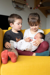 Séance photo nouveau-né à domicile Bordeaux Marion Ziadé