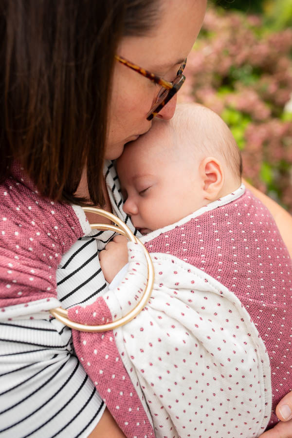 porter bébé en écharpe sling Léora