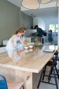 Photographe famille enfant à domicile à Caudéran