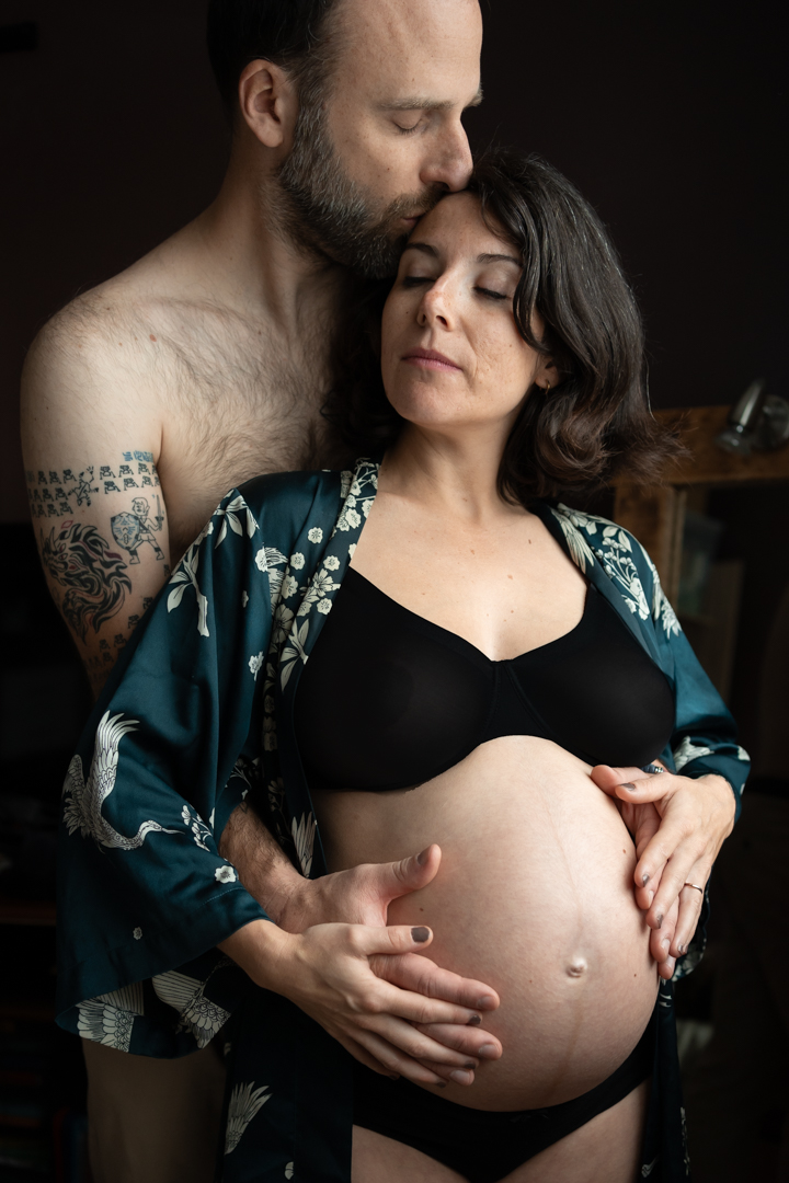 Séance photo grossesse intimiste domicile
